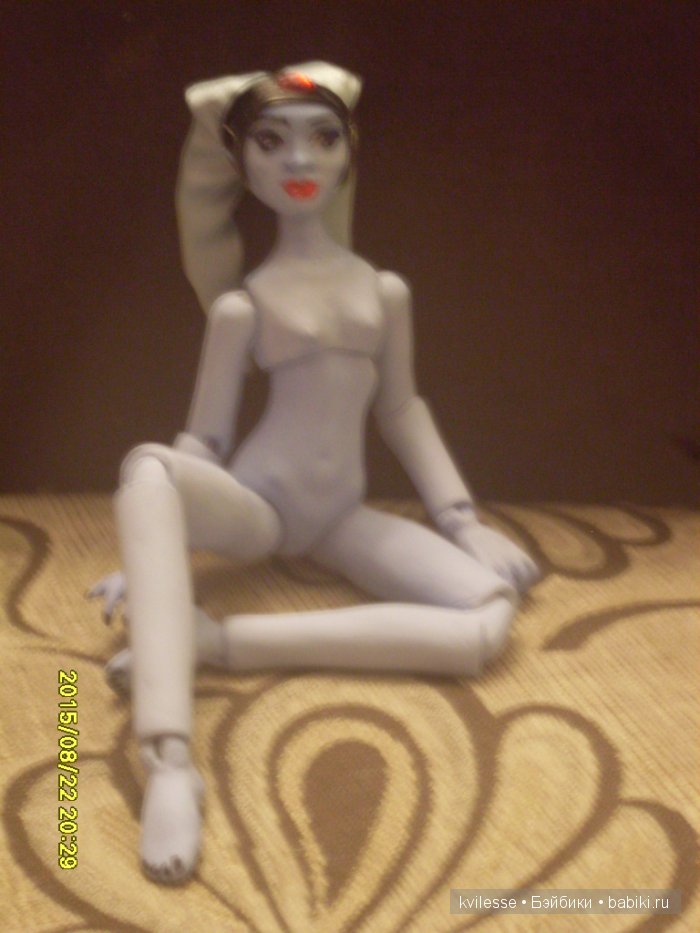 Элина Дару. Шарнирная авторская кукла (фото 4)