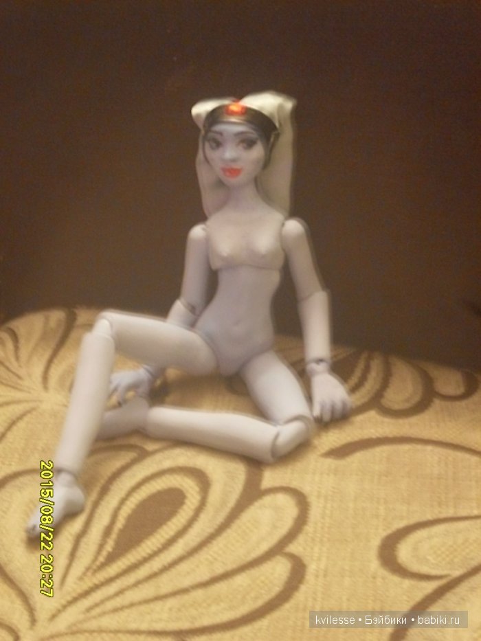 Элина Дару. Шарнирная авторская кукла (фото 8)