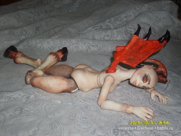 Госпожа Суккуб. Шарнирная авторская кукла (фото 8)