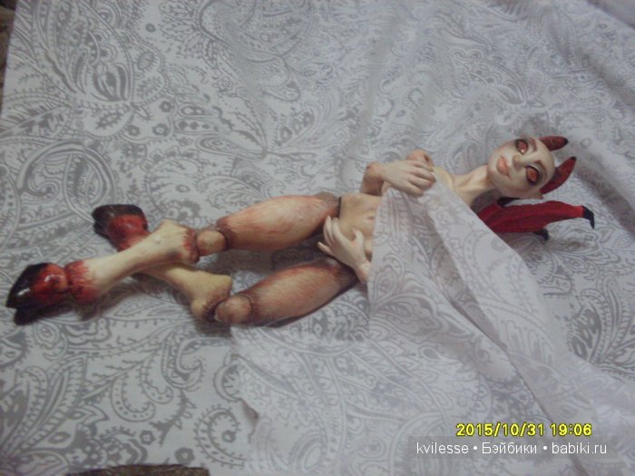 Госпожа Суккуб. Шарнирная авторская кукла (фото 10)