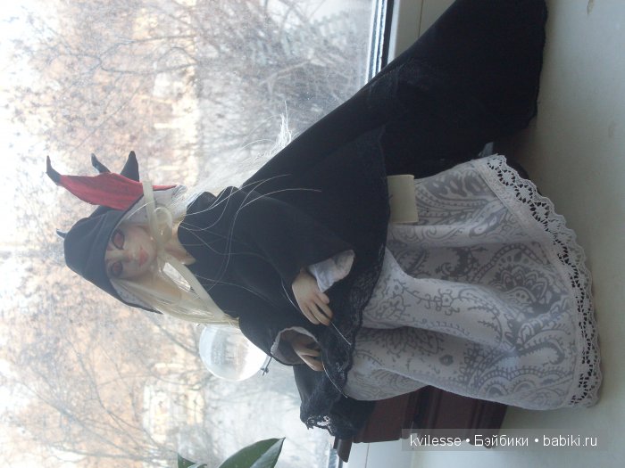 Госпожа Суккуб. Шарнирная авторская кукла