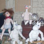 Шарнирных кукол Муми-троллей вам в ленту. Семейство собирается