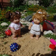 Толстушечки Беренджер идут на пляж