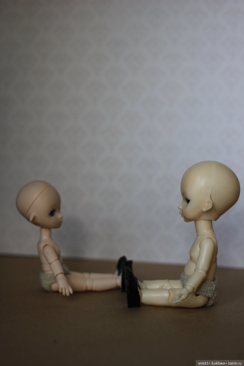 Сравнение Hujoo Baby 12 cm и Obitsu 11 cm (фото 5)