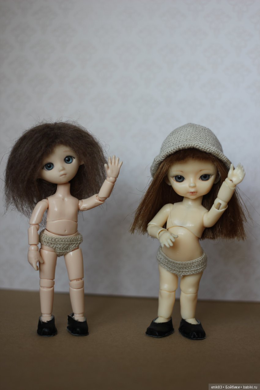 Сравнение Hujoo Baby 12 cm и Obitsu 11 cm