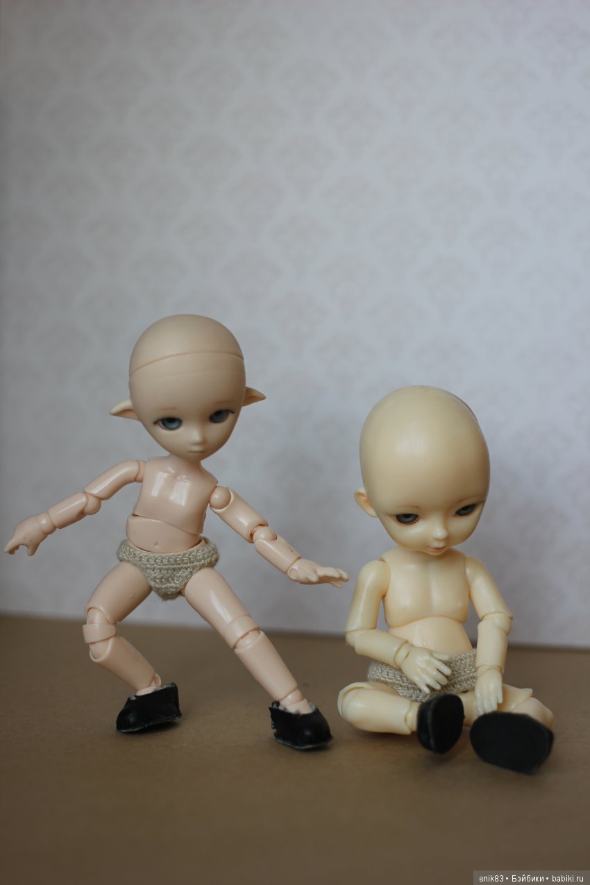 Сравнение Hujoo Baby 12 cm и Obitsu 11 cm