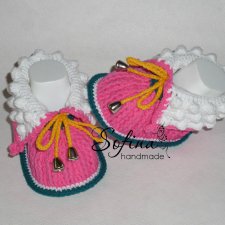 Вяжем пинетки-ботиночки для малышей