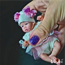 Мои крохотные 64 грамма by V.Vihareva-Pechenkina. Авторская кукла ручной работы