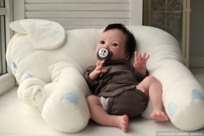 Silicone baby doll by Victoria Vihareva-Pechenkina