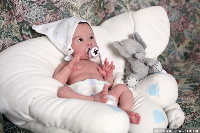 Silicone baby doll by Victoria Vihareva-Pechenkina