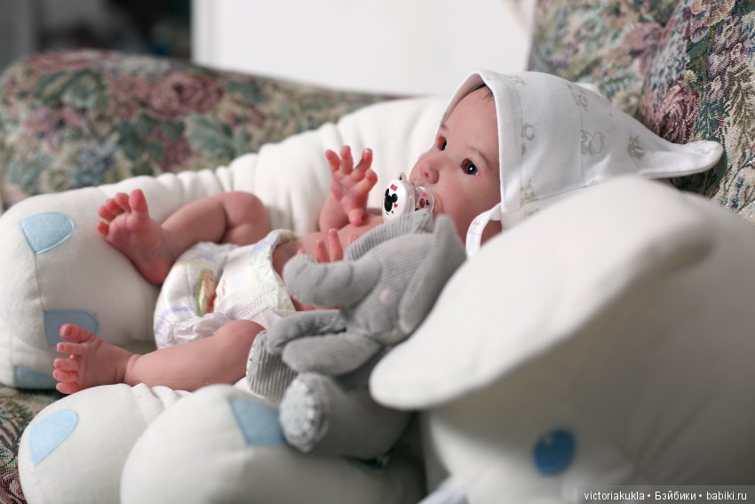 Silicone baby doll by Victoria Vihareva-Pechenkina