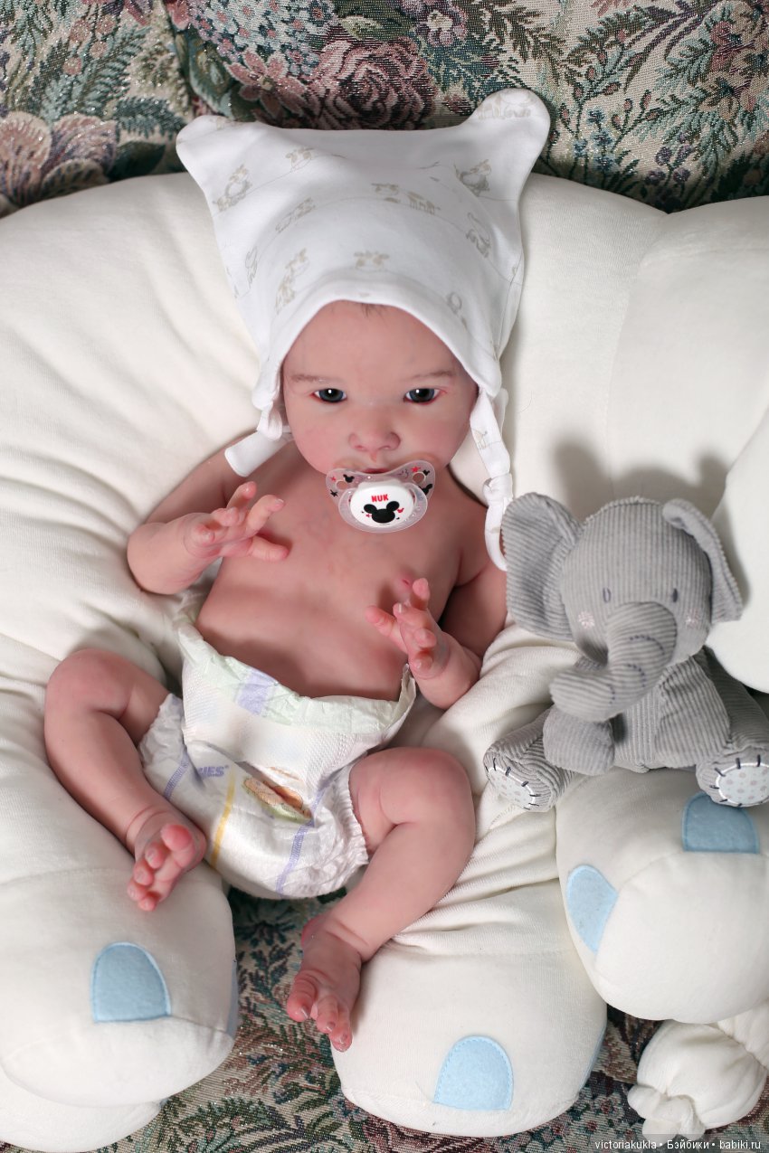 Silicone baby doll by Victoria Vihareva-Pechenkina