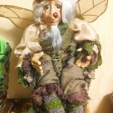 Эльф на троне .царь эльфов