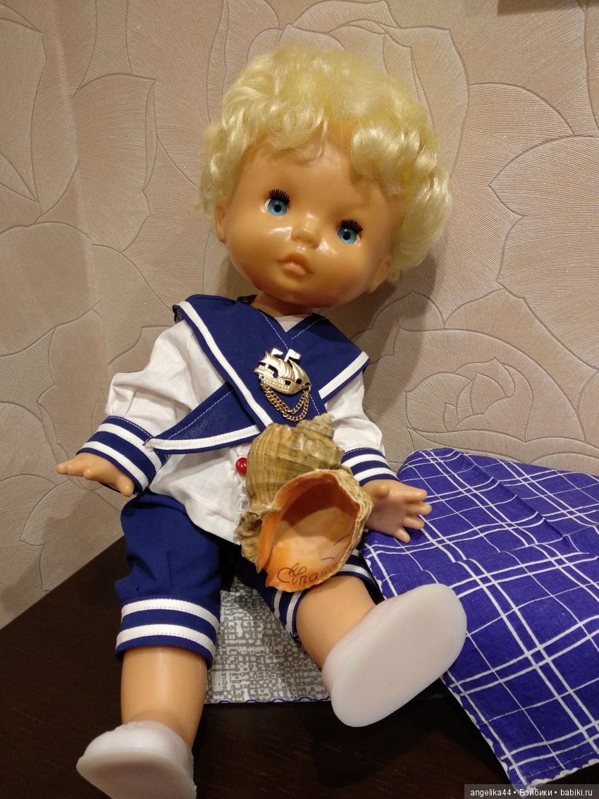 Мальчик с девочкой дружил