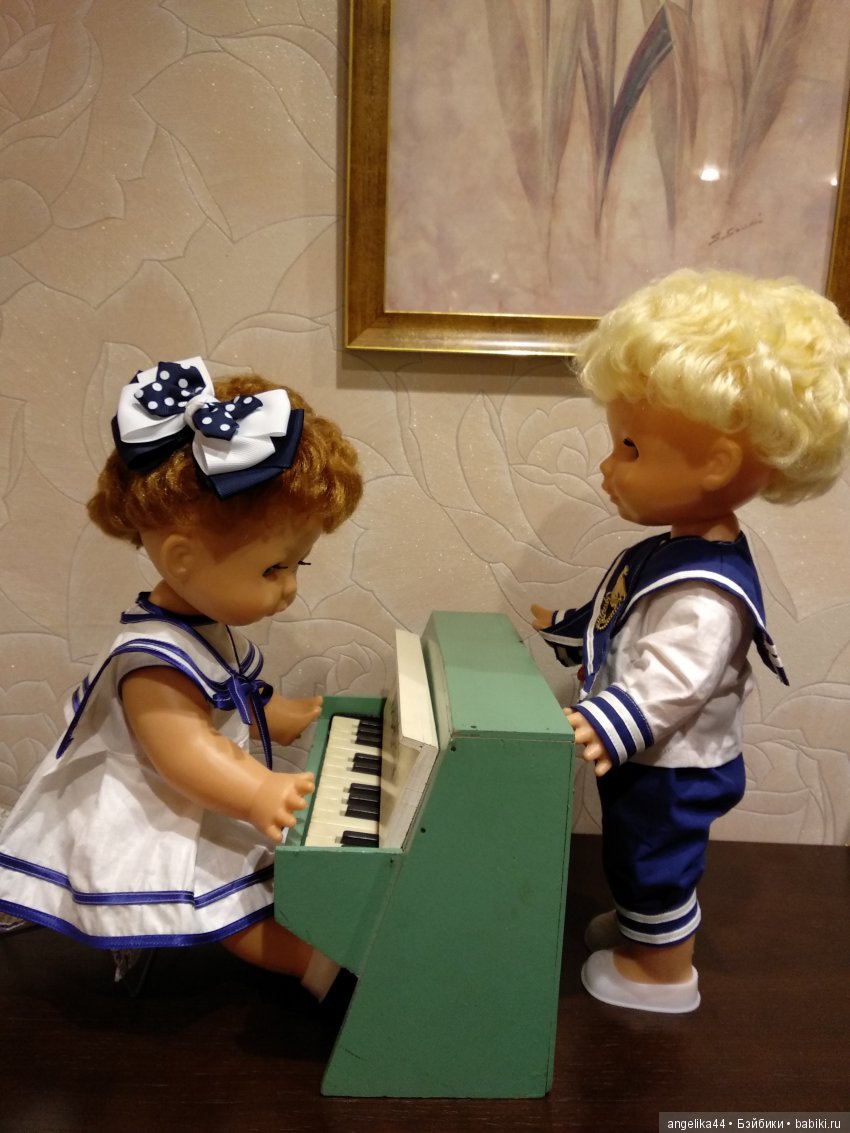 Мальчик с девочкой дружил