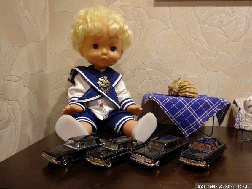 Мальчик с девочкой дружил