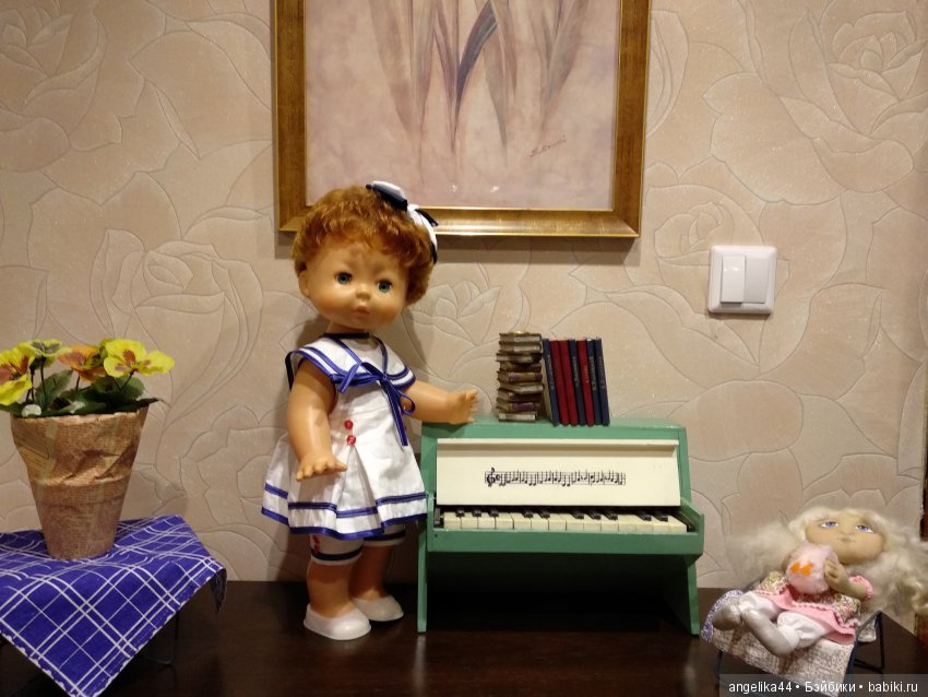 Мальчик с девочкой дружил