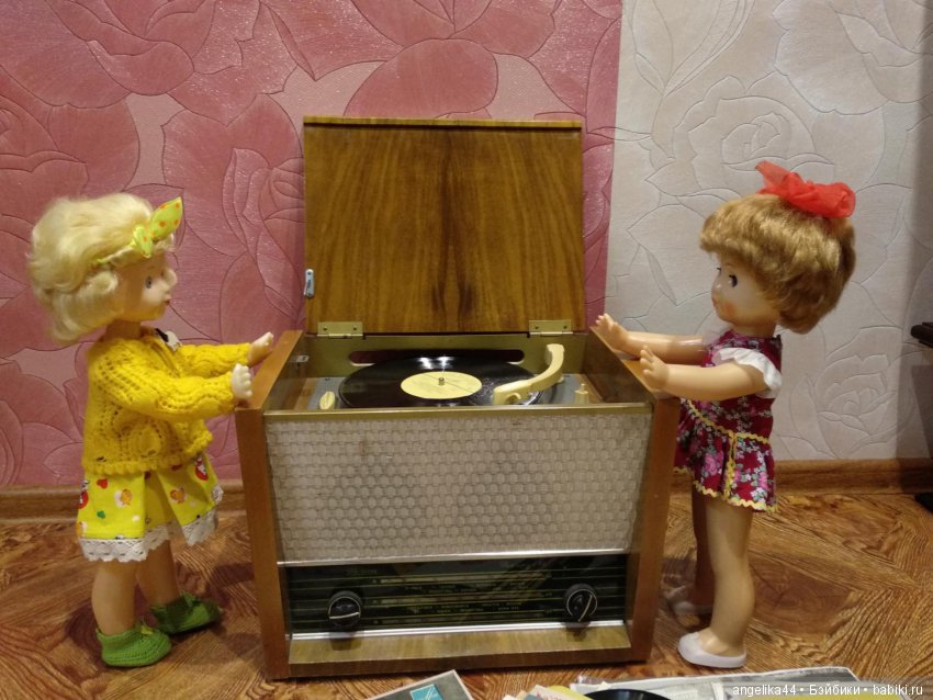 Две синеглазки - Оля и Таня