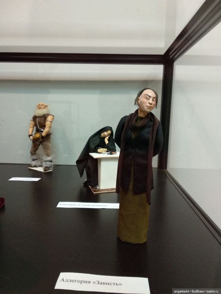 Маленький мир Ирины Верхградской