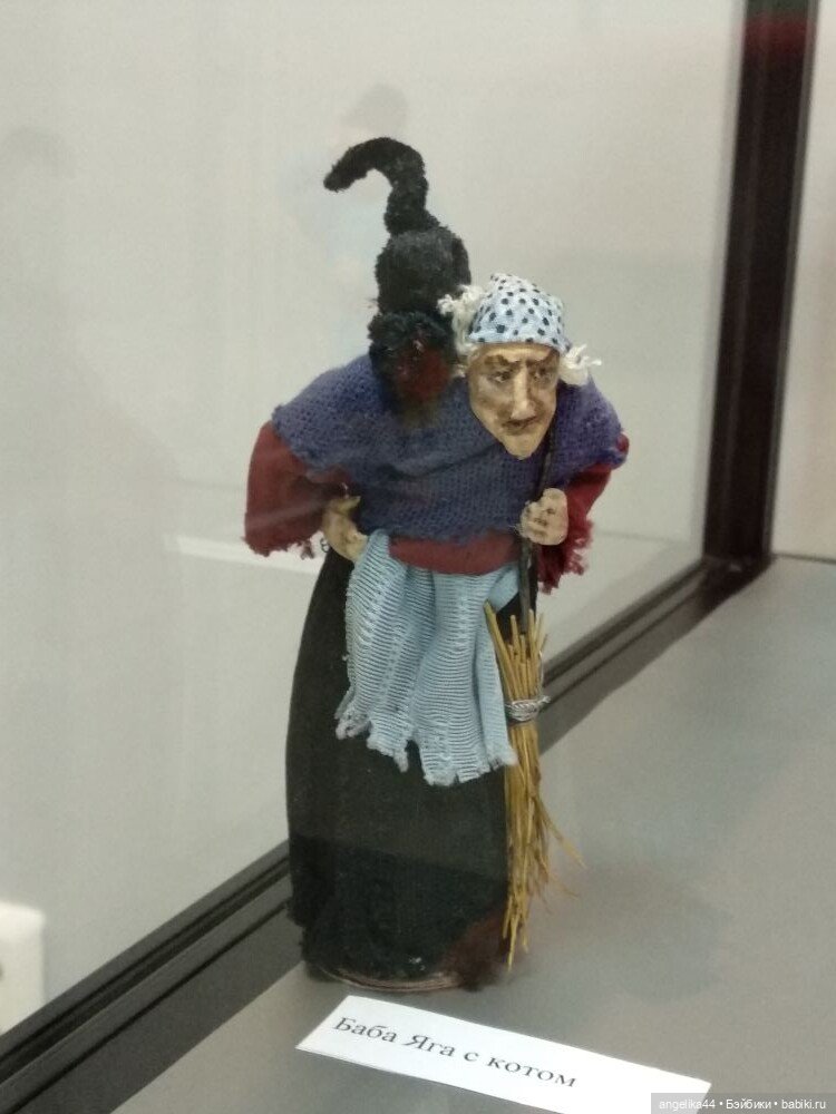 Маленький мир Ирины Верхградской