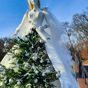 Елки на набережной 🎄🎄🎄