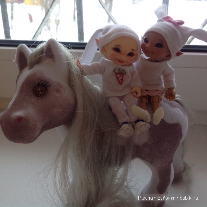 А мы сегодня катались на лошадках