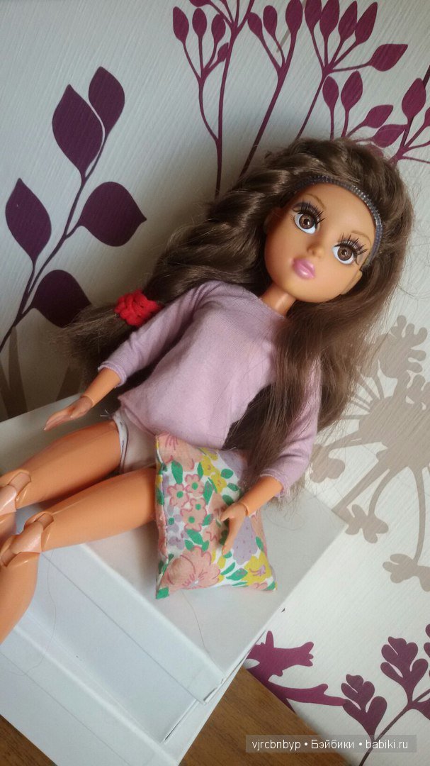 Домашняя фотосессия Ари. Мокси Тинз | Бэйбики Домашняя фотосессия Ари. Мокси Тинз (фото 3)