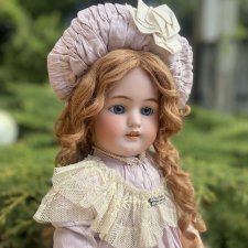 Прелестная 1079 от Simon Halbig