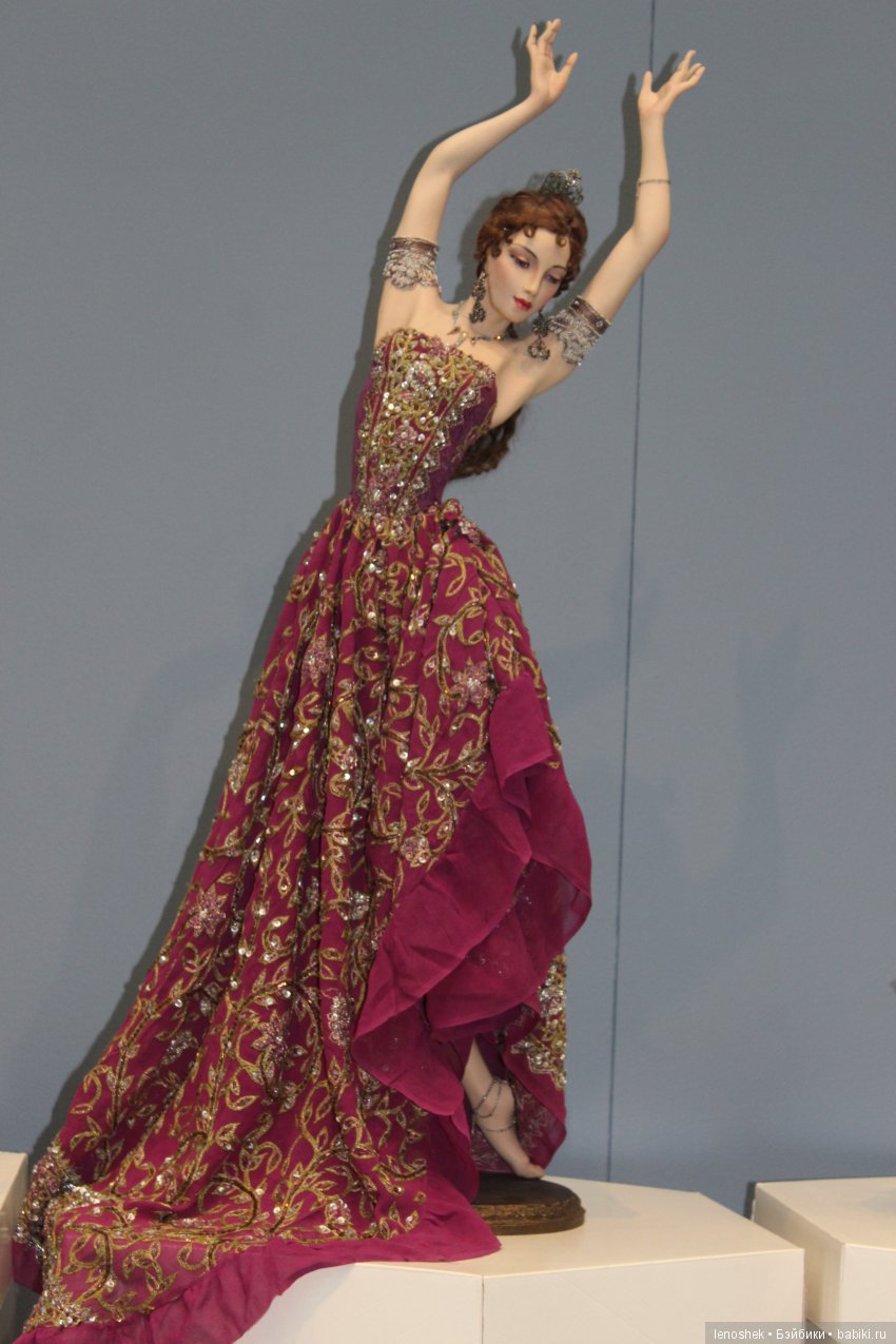 Выставка "Искусство кукол" распахнула свои объятия! Фоторепортаж