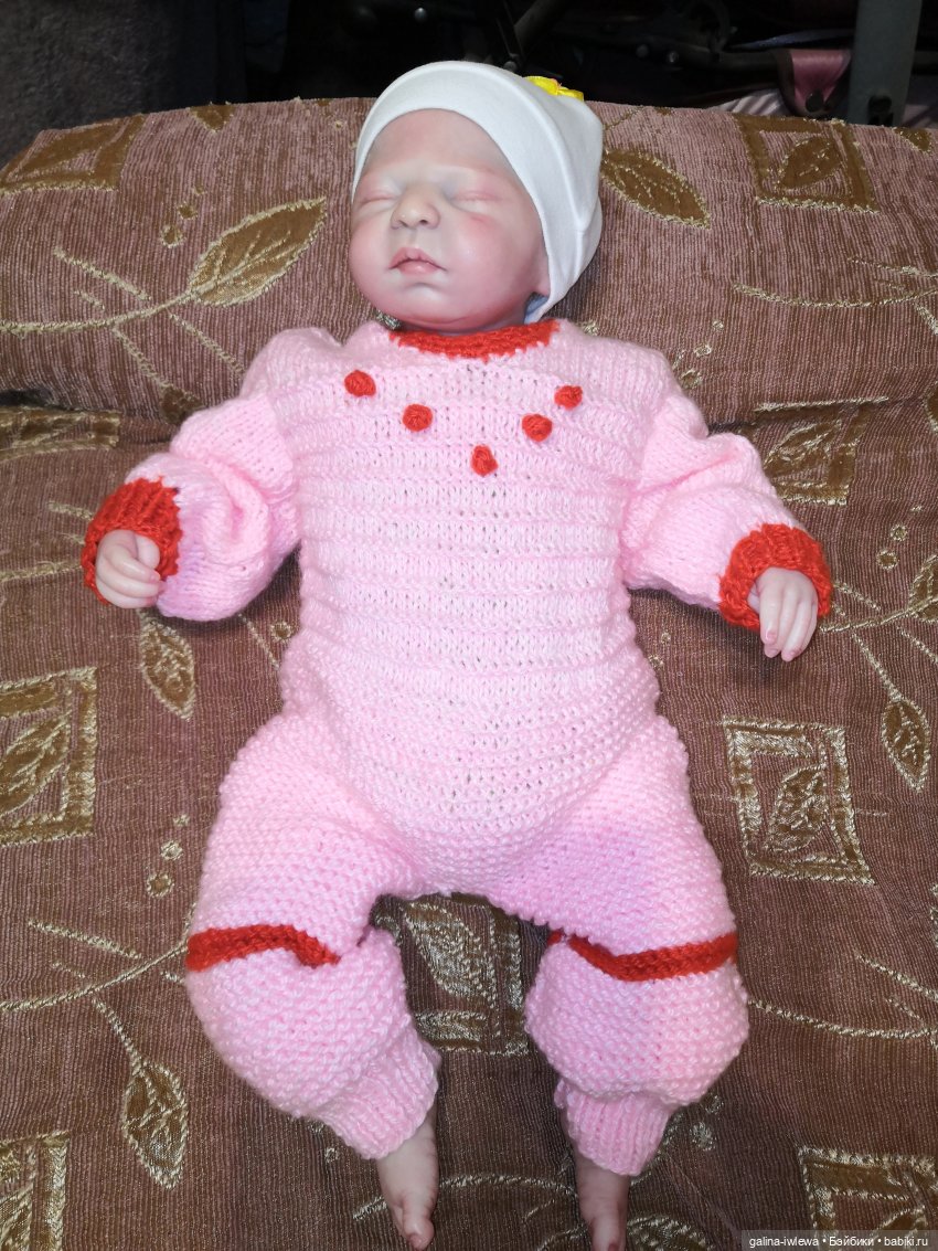 Наряжаем малышей — Одежда и обувь для кукол своими руками: фото