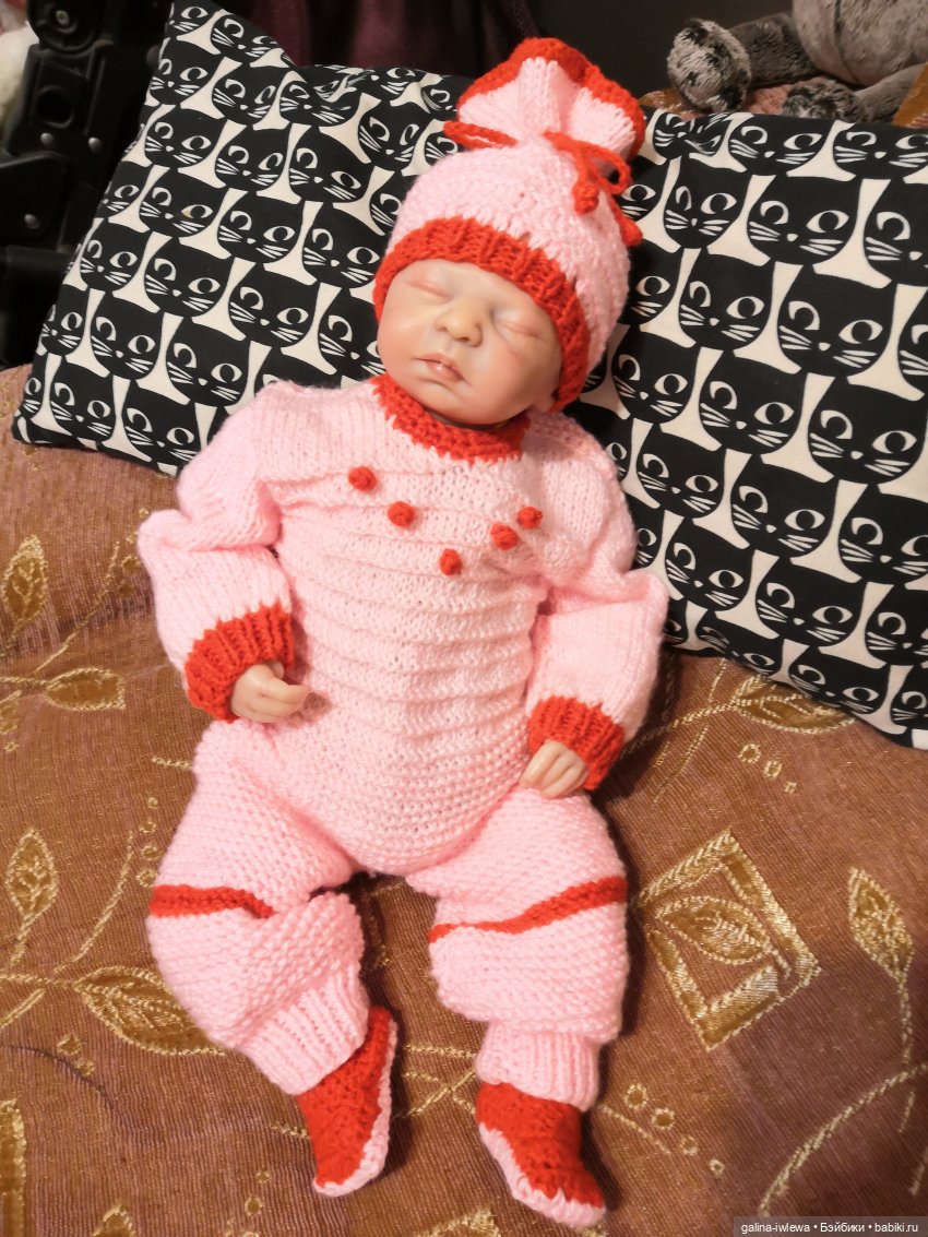 Наряжаем малышей — Одежда и обувь для кукол своими руками: фото (фото 6)
