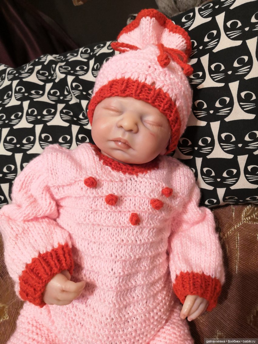 Наряжаем малышей — Одежда и обувь для кукол своими руками: фото (фото 5)