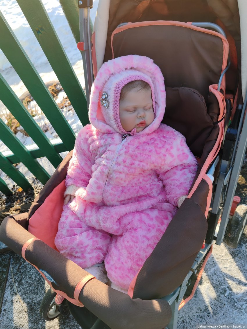 Прогулка с Альбиной | Бэйбики Прогулка с Альбиной — Куклы Реборн (Reborn): домашние фото (фото 7)