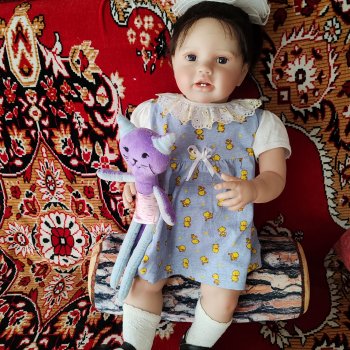 София и Ева.