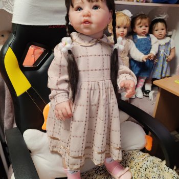 Привет! Я Мира).