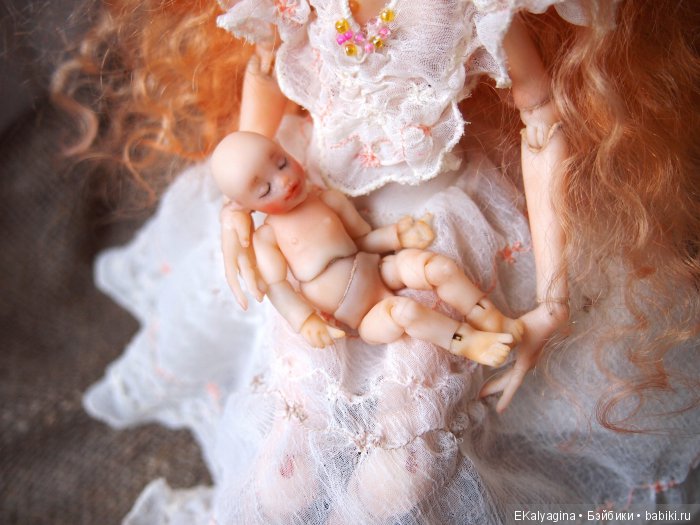 Ева с младенцем. Шарнирные авторские куклы (фото 2)