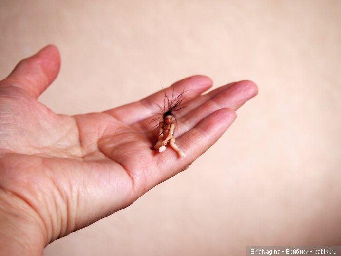 Микро-микро - Дюймовочка. Шарнирная кукла (фото 3)