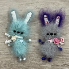 Брошь Зайчик, может быть игрушкой для куклы