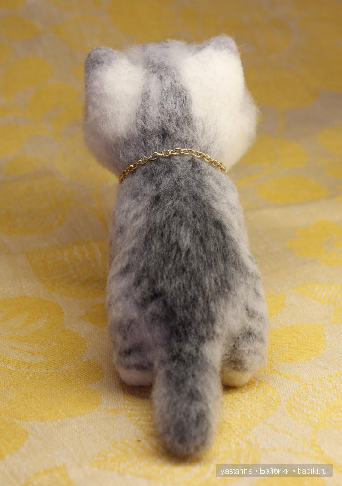 Котята Анны Ястрежембовской. Игрушки валянием из шерсти