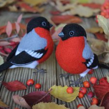 Снегири. Игрушки валянием из шерсти