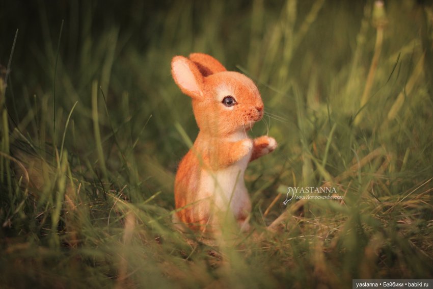 Апрельские зайцы — Валяные игрушки из шерсти: сухое валяние