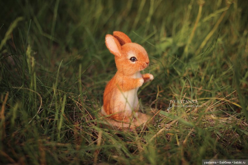 Апрельские зайцы — Валяные игрушки из шерсти: сухое валяние