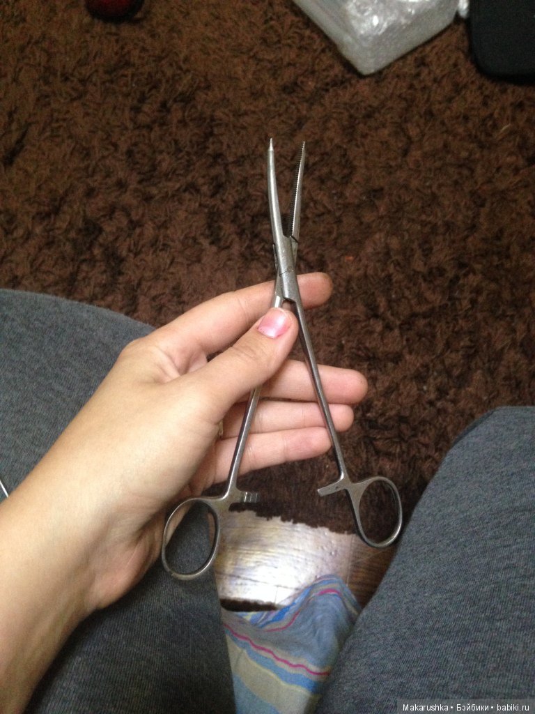 Вариант ремонта тела у Звезды подиума со сломанными бедренными петлями (много фото)