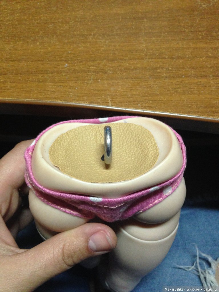 Вариант ремонта тела у Звезды подиума со сломанными бедренными петлями (много фото)