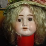Антикварная немецкая кукольная голова.