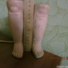 Антикварные парные голени для куклы.