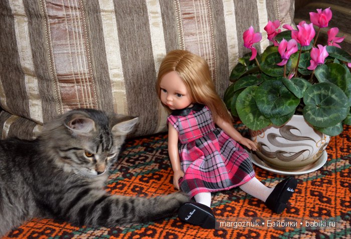 Наш Мишка, кажется, влюбился