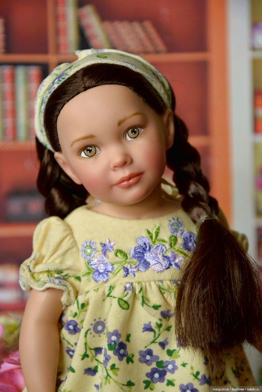 Девочка-ромашка, принеси нам лето