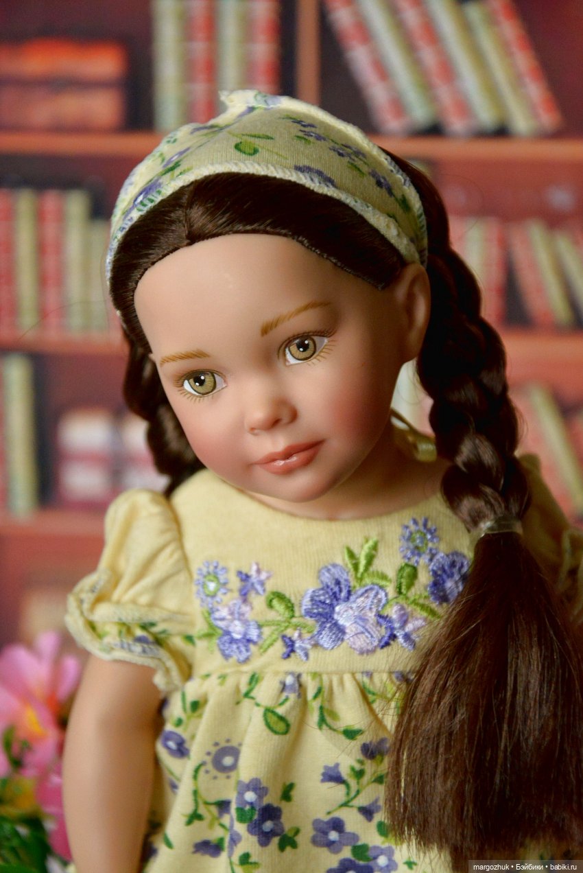 Девочка-ромашка, принеси нам лето