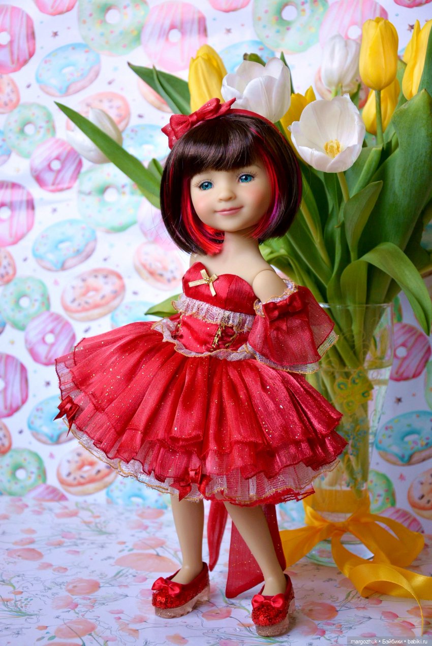 Настоящая рубиночка — Куклы Ruby Red (Руби Ред) Fashion Friends: Siblies (фото 2)